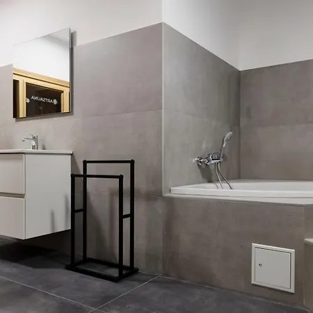 Charmantes Einfamilienhaus Appartement *