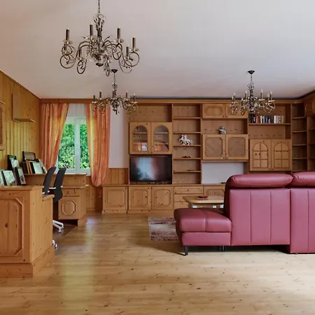 Charmantes Einfamilienhaus Appartement *